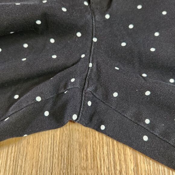 ☔️💜Old Navy Black w/White Polka Dot Pixie Pants Size 6 Tall - Picture 11 of 13